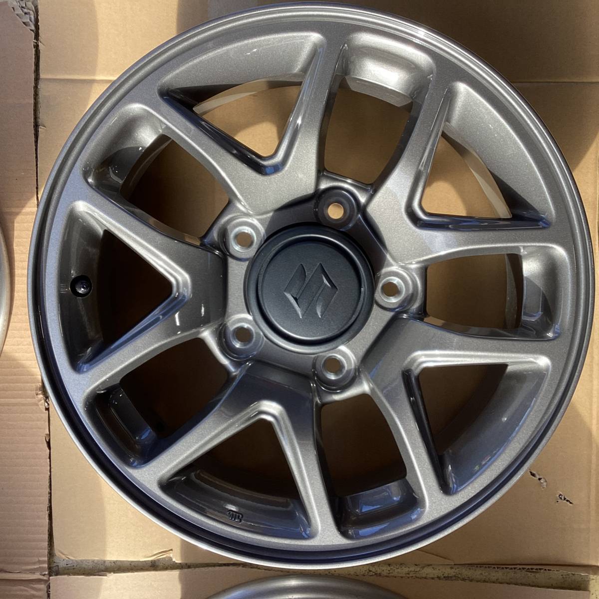 新車外し ジムニー JB64 純正ホイール 美品（新車外し！JB64 ジムニー 