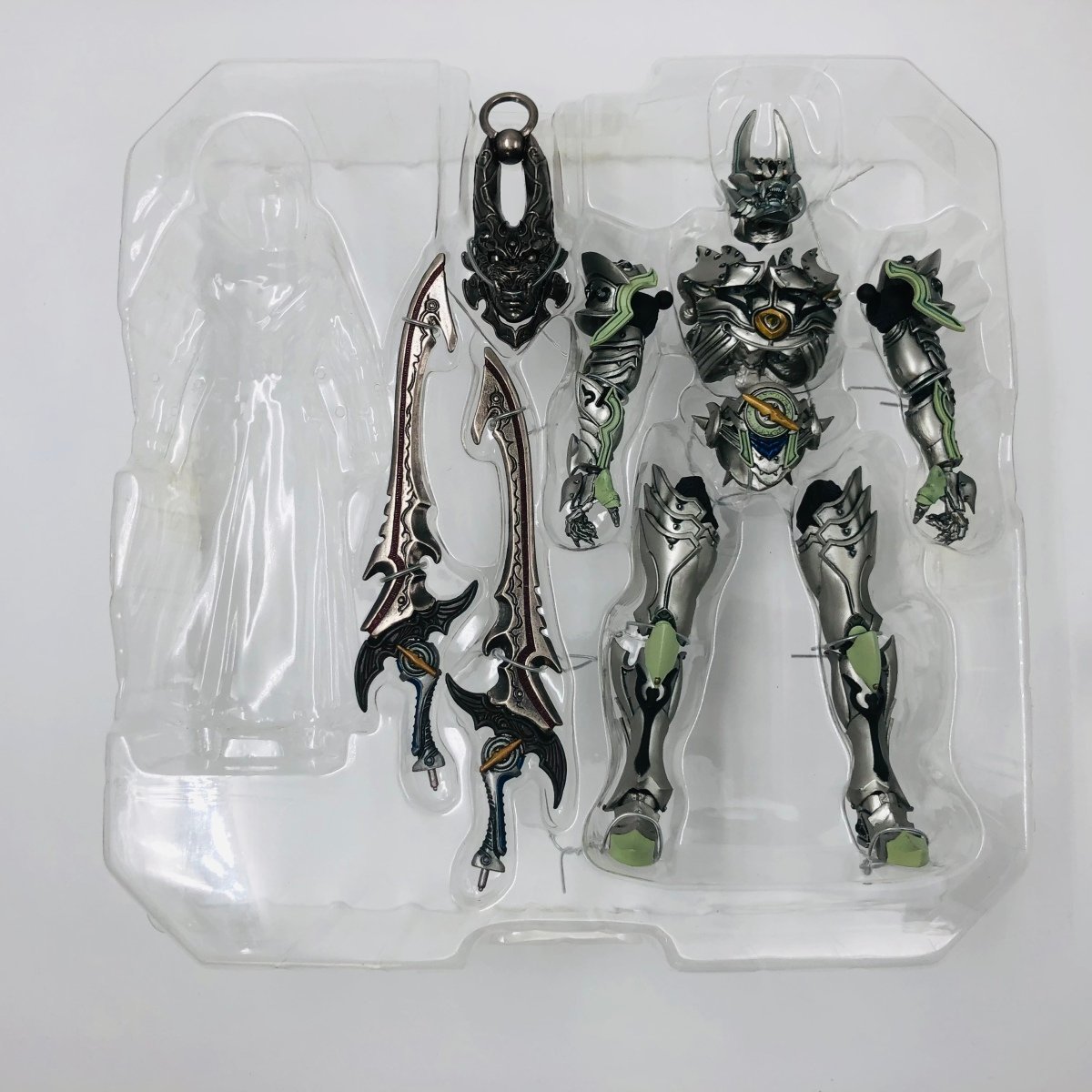 魔導輪 シルヴァ 牙狼 GARO 魔導輪ザルバ シルバーリングのご紹介
