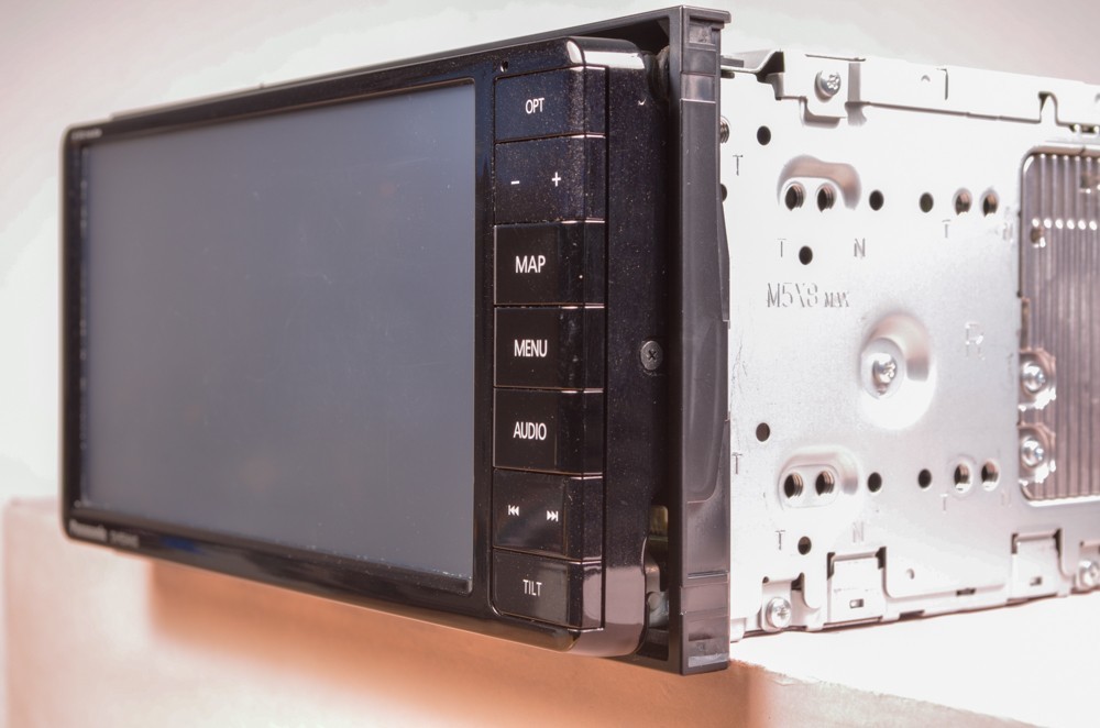パナソニック CN-RE04WD ストラーダ Panasonic CN-RE04D 2017年度