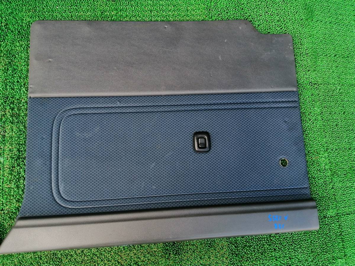 831 ダイハツ ハイゼット カーゴ バン S320V S321V S330V S331V ドア 