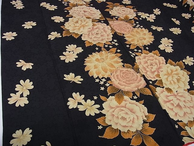 花美人□豪華振袖 舞花文 黒地 金彩 逸品 ps3217 黒地 花美人着物□