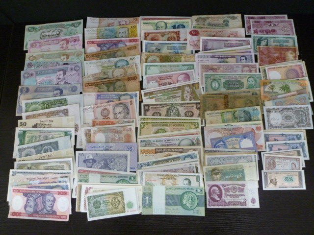 外国硬貨 紙幣 大量セット まとめ売り ◇H-76785-45 海外 外国紙幣 まとめて 紙幣130枚 外国紙幣 旧紙幣