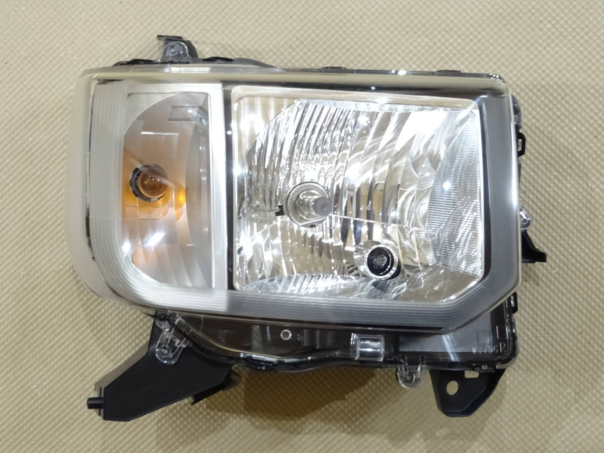新品，定番人気 ダイハツ ウェイク LA700S 右 ヘッドライト ハロゲン STANLEY W3796 81130-B2630 ハイゼットキャディ LA700V(ヘッドライト)｜売買されたオークション情報、yahooの商品情報をアーカイブ公開 - オークファ ダイハツ用