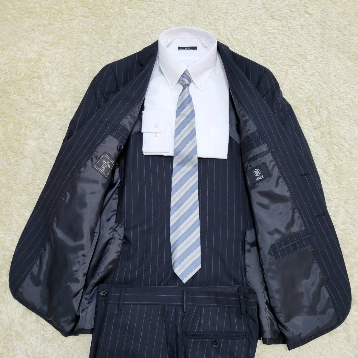 美品】 ONLY オンリー スーツ 3ピース REDA レダ 高級生地 黒 M 美品