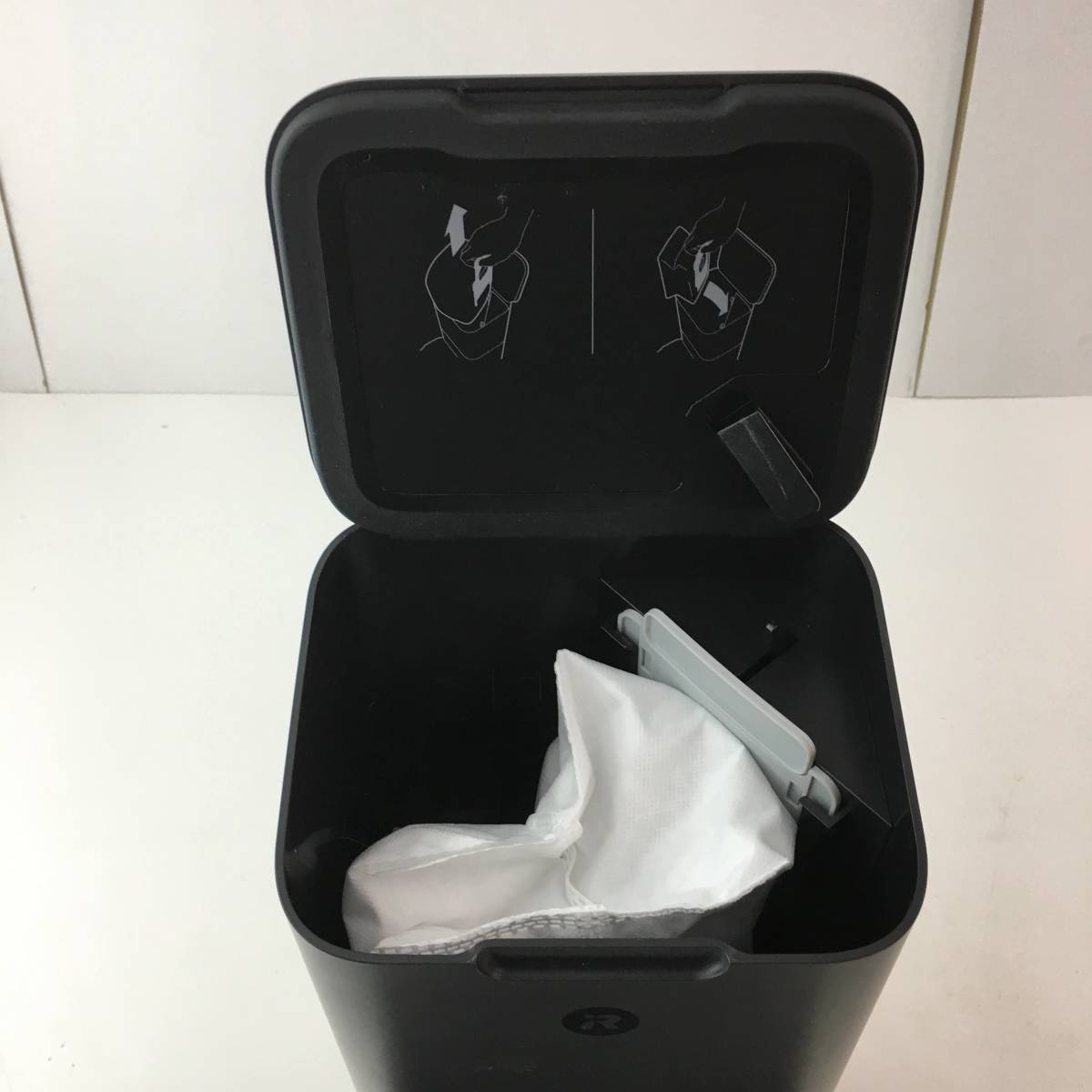 1円～】iRobot アイロボット ルンバ i7 ロボット掃除機【ジャンク品