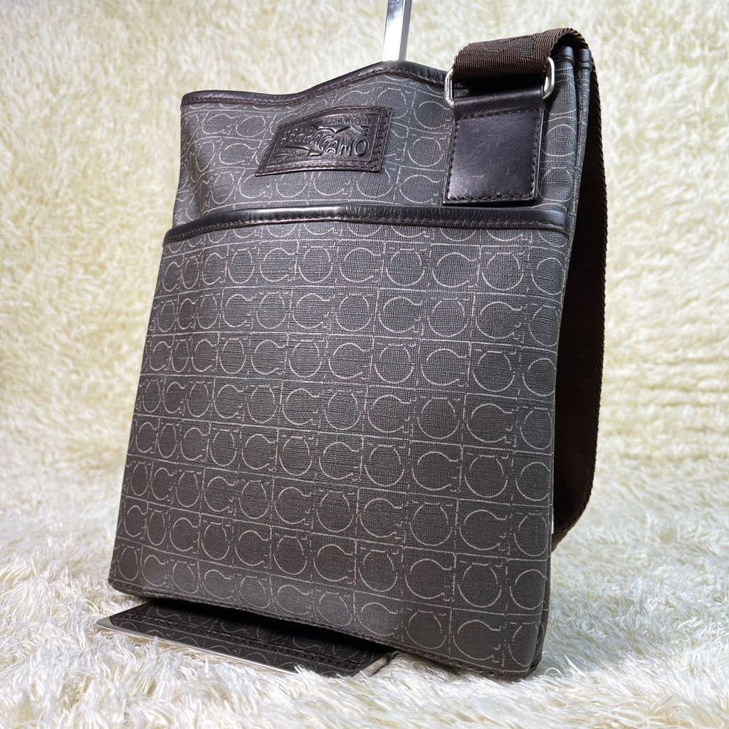 1円 級 超稀少 Salvatore Ferragamo フェラガモ ショルダーバッグ 
