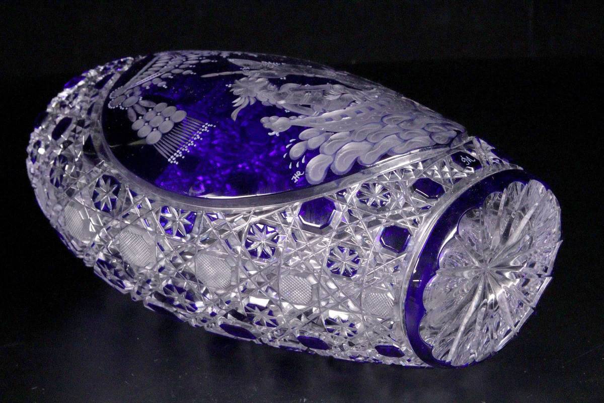 錵 百貨店購入 MEISSEN マイセンクリスタル アラビアンナイト 切子花瓶 26cm 共箱 T C179 WP/23.1廻/SI/ 120 ...