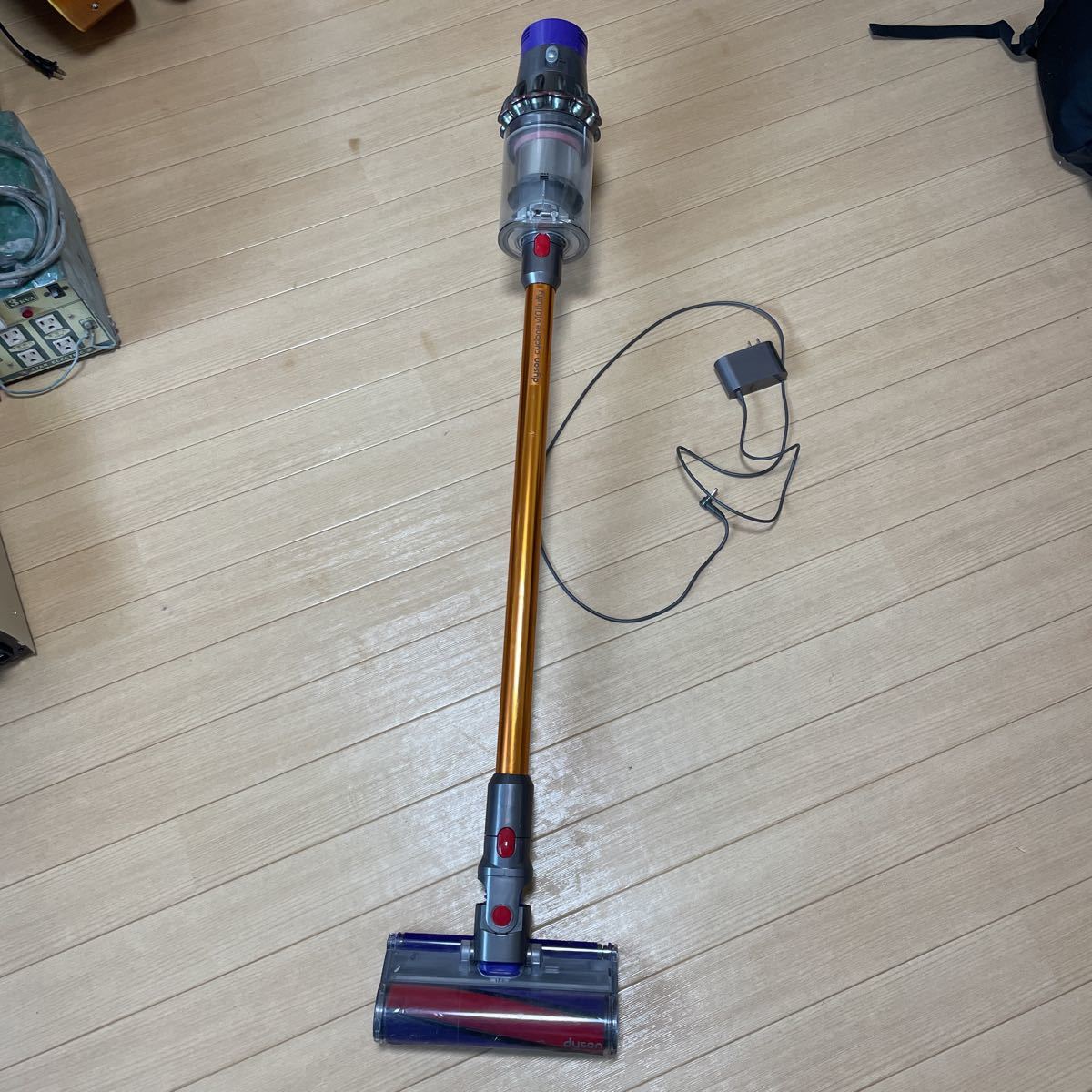 V10 Dyson Cyclone Fluffy SV12 FF 公式通販 ダイソン LF | (SV12 