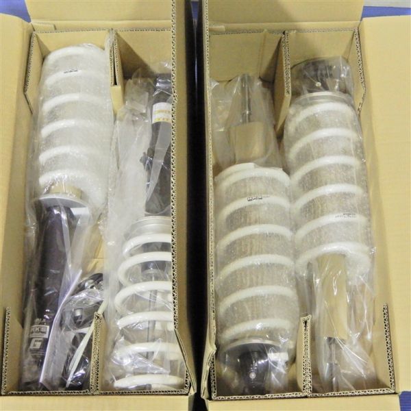 HKS ハイパーマックスG 新品 展示品 サスペンションセット 送料無料 210系クラウン クラウンアスリート ARS210 GRS214 80260-AT008 -18