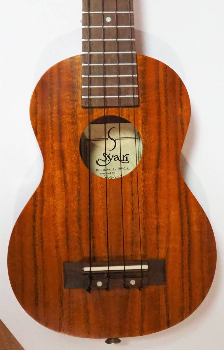 トラベル・ウクレレ　S. Yairi YU-TRS-01K　（ソフトケース・スペア弦・ウクレレハンガー同梱）