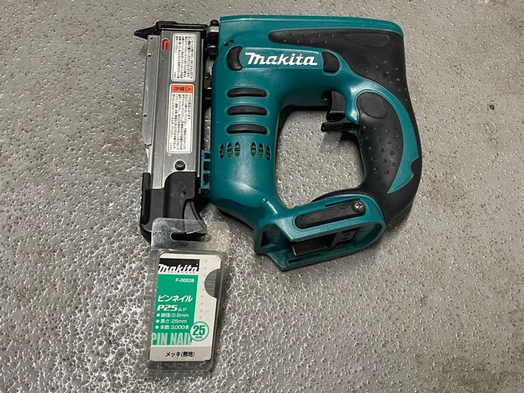 マキタ makita 14.4V 充電式ピンタッカ PT350D動作確認済み 美品 中古