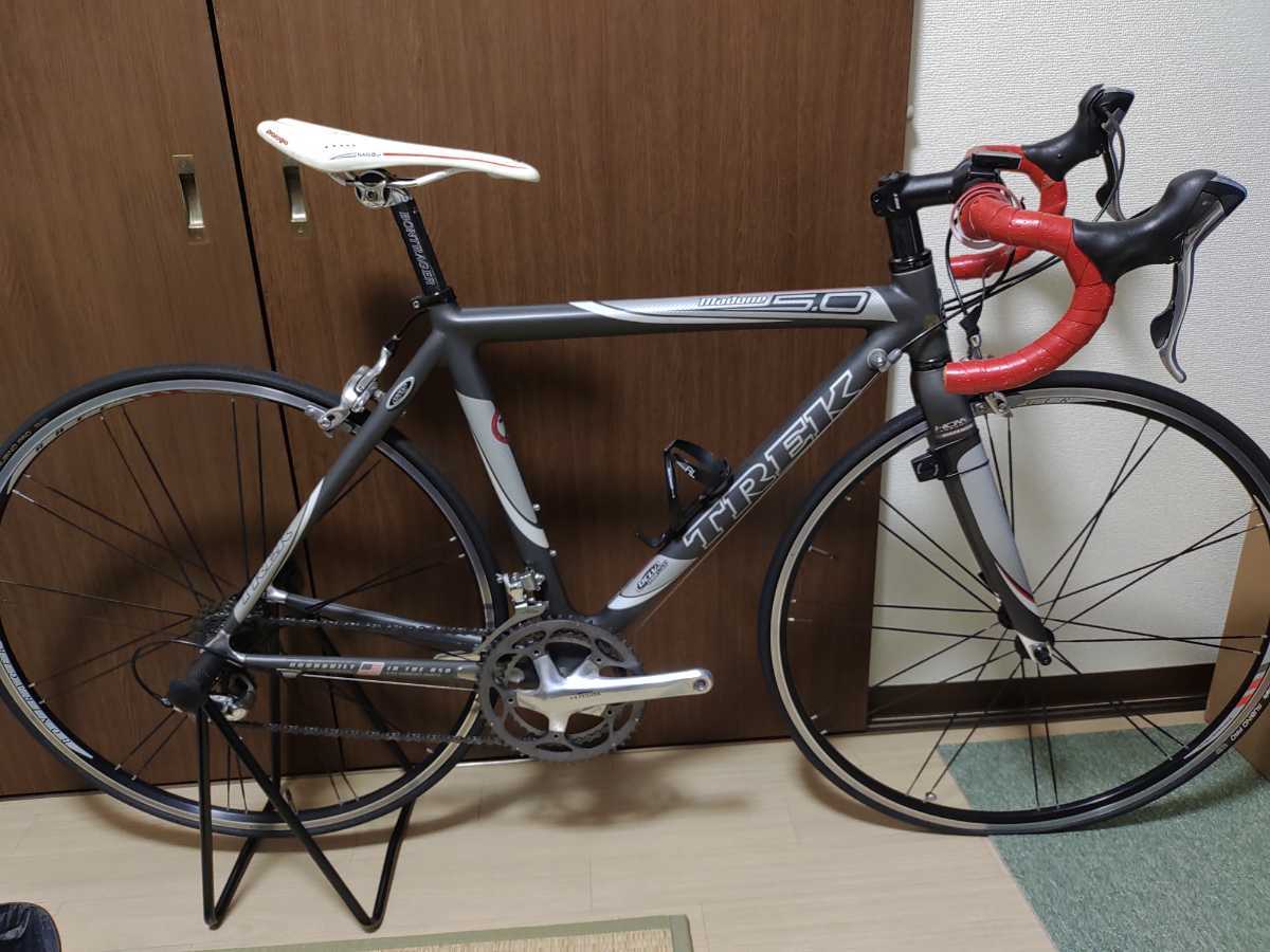 トレック マドン5.0