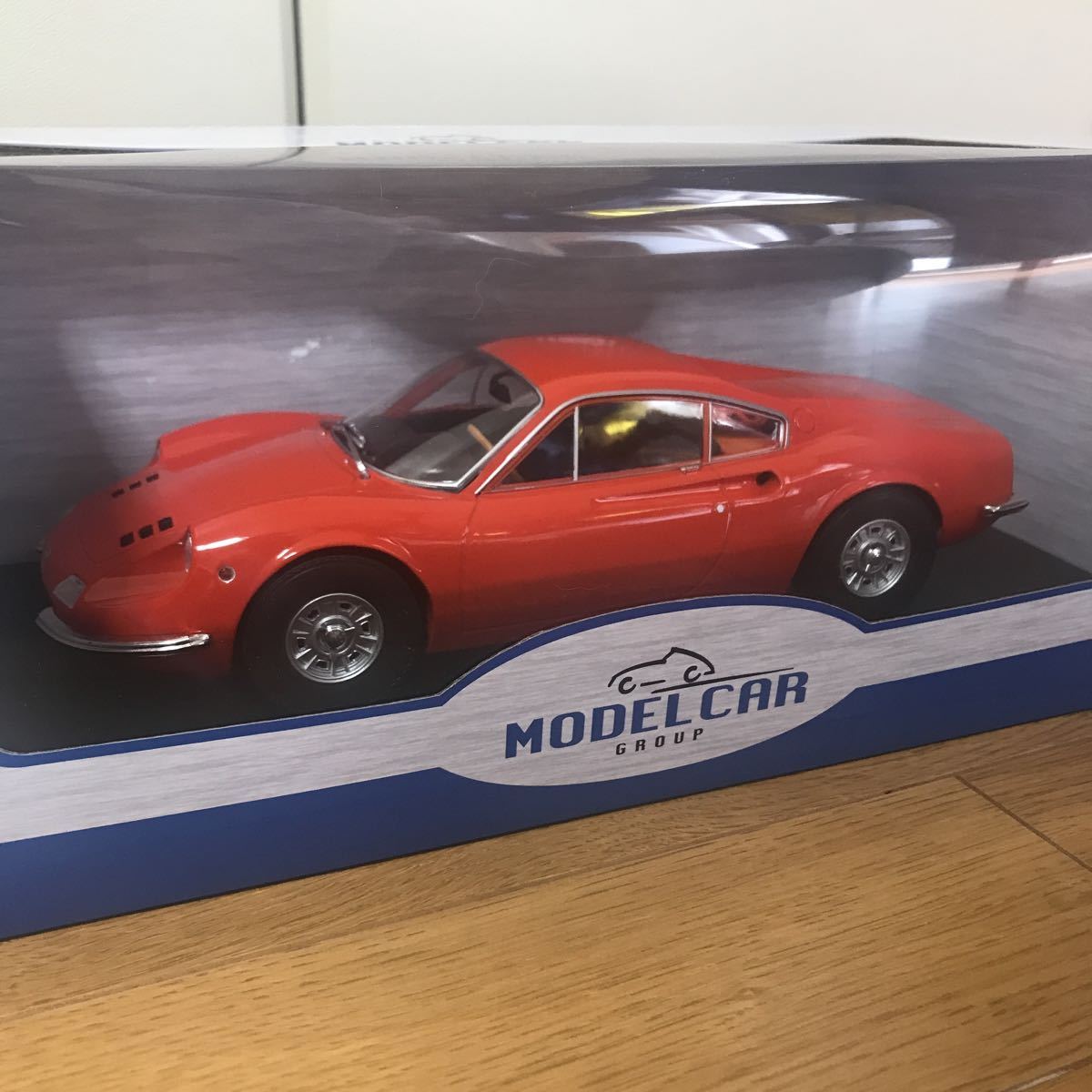 MODEL CAR GROUP 1:18 レッドミニカー フェラーリ・ディーノ Modelcar