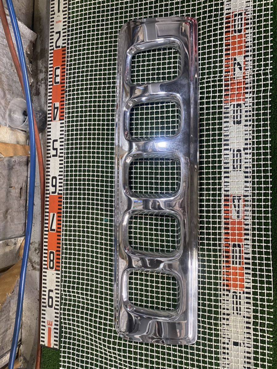 JB23 JB33 1~3型 ジムニー 純正オプションのメッキグリル　☆さるでござる ジムニー JB23 グリル パーツ メッキフロントグリル&amp;ブラックメッシュ付 2026年