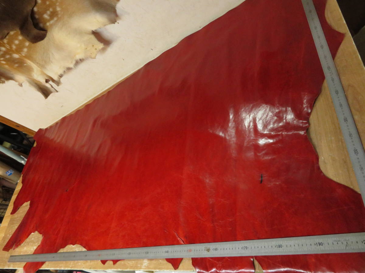 T021804■ヌメ革ワックスオイル■レッド■1.1mm287dm2
