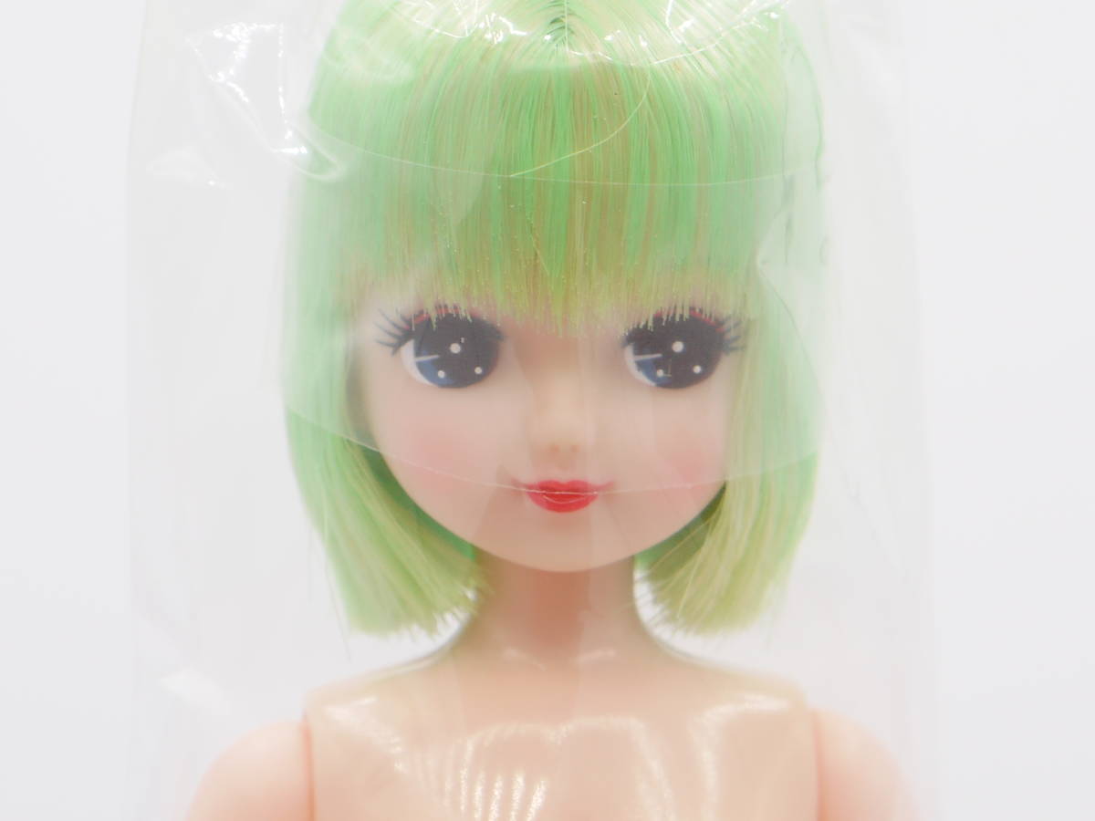 zyxw　キャッスル　イベントオリジナルモデル　ESCドール きらちゃん きらちゃん おたのしみドール ESC 新品 ライトグリーンシルバー系