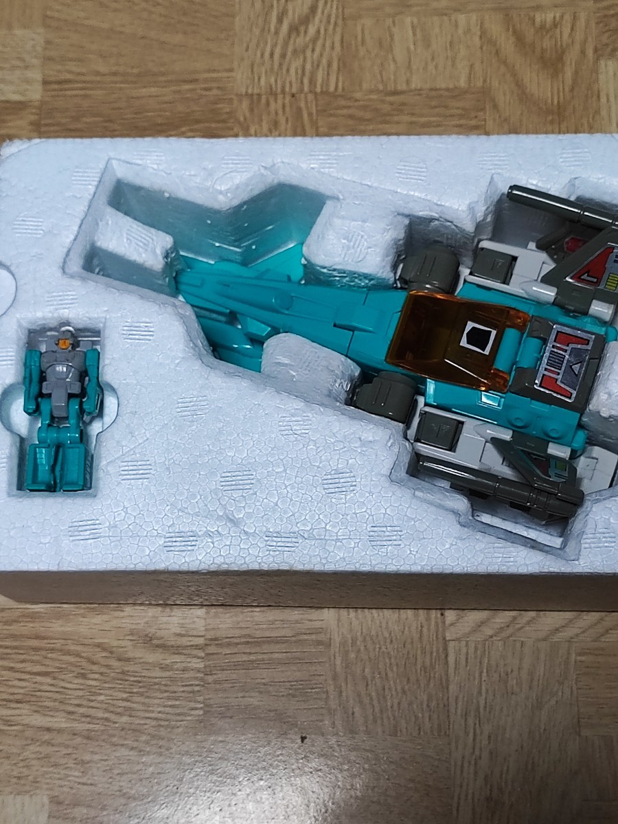 トランスフォーマー ブレインストーム C-104