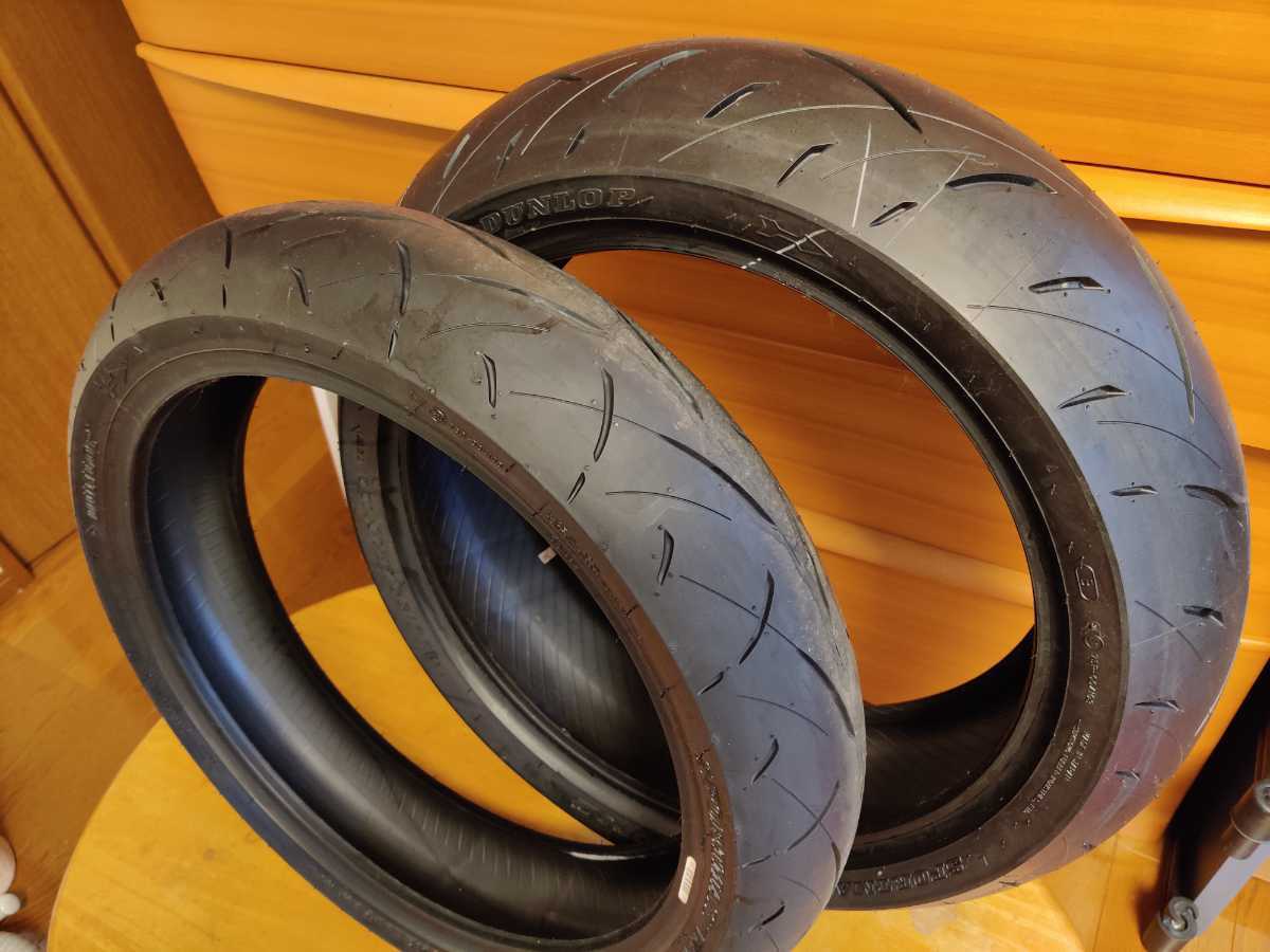 新車外し】ダンロップ ROADSPORT 2（ロードスポーツ2）120/70ZR17 180