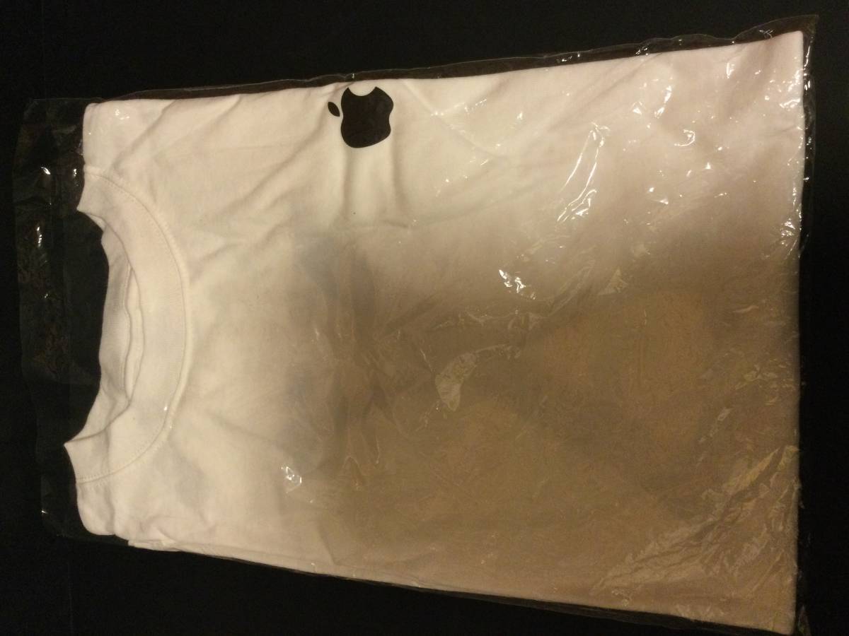 【新品・未開封・希少】　　Apple アップル　Tシャツ（白地）　MacOS X Version 10.2 JAGUAR 〔ジャガー〕