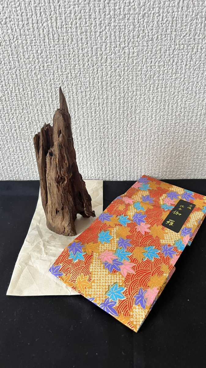 品質保証，新作 香道家収蔵品 古渡 沈香 伽羅 105g 香木 茶道具 お香 聞香 ベトナム産 組香 薫香 お焼香 沈水香木 タトウ紙 塗香(お香)｜売買されたオークション情報、yahooの商品情報をアーカイブ公開 - オー その他