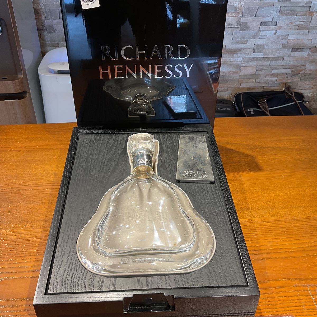 1107320【空瓶】Hennessy Richard リシャール ヘネシー バカラ