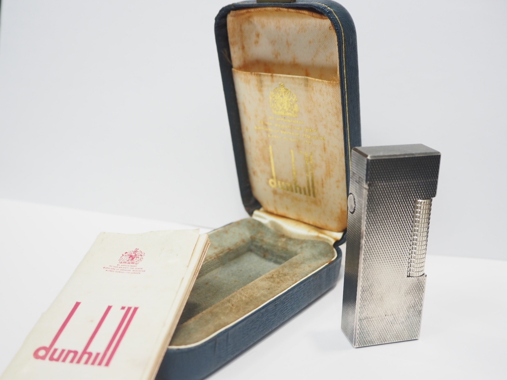 定番人気，限定SALE 着火確認済み ダンヒル/dunhill US. RE24163 PATENTED ローラーガスライター カラー：シルバー 共箱付き 喫煙具/小物/ブランド 61747(ダンヒル)｜売買されたオークション情報、yahooの商品情報をアーカ ダンヒル