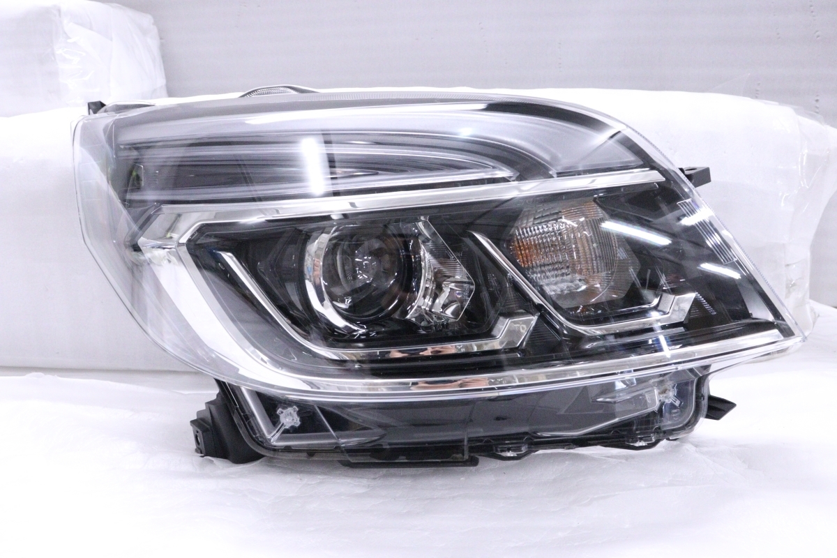 美品 補修済み スバル 純正 フォレスター SK5 SKE 後期 LED 左 左側