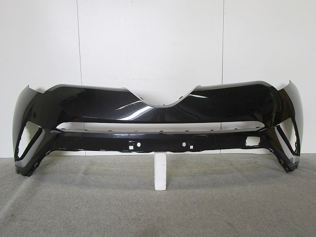 C-HR/CHR ZYX10 NGX10/NGX50 前期 純正 フロントバンパー 52119-10410
