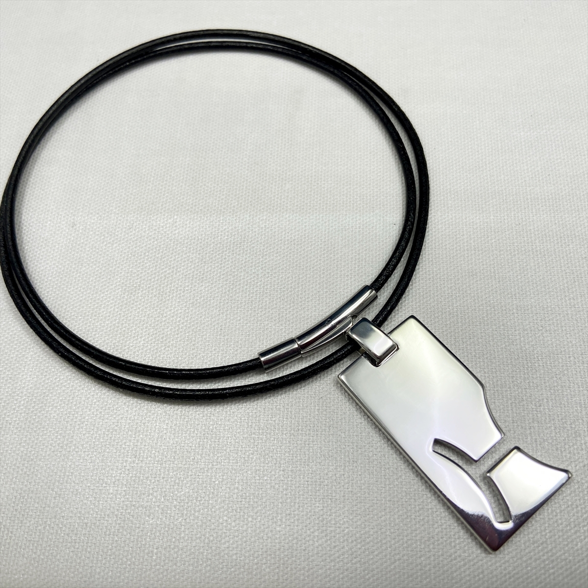 新品仕上 グッチ GUCCI 星座 うお座 PISCES プレート ネックレス 