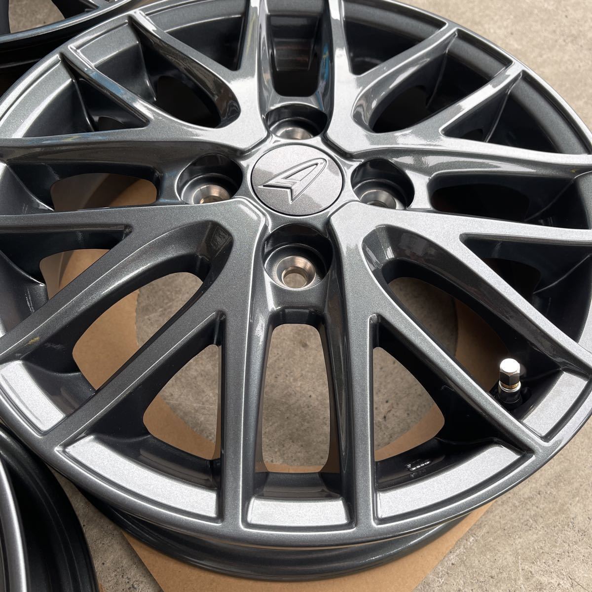 ダイハツ純正アルミホイール◆14インチ　新品　未使用　4本セット　4.5J ET45 キャスト　ウェイク　ムーヴカスタム　タンク　タント ホイール 純正 14インチ 新品ダイハツ純正アルミホイール 新品 2026年最新ダイハツ純正14インチアルミホイールの人気アイテム