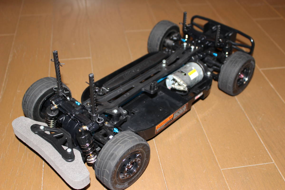 タミヤTT01レーシングトラック かたおかひるか タミヤ RACING TEAM