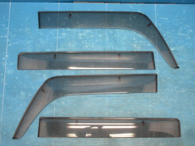 DI19●LA600SタントカスタムRS●純正ドアバイザー1台分●送料C