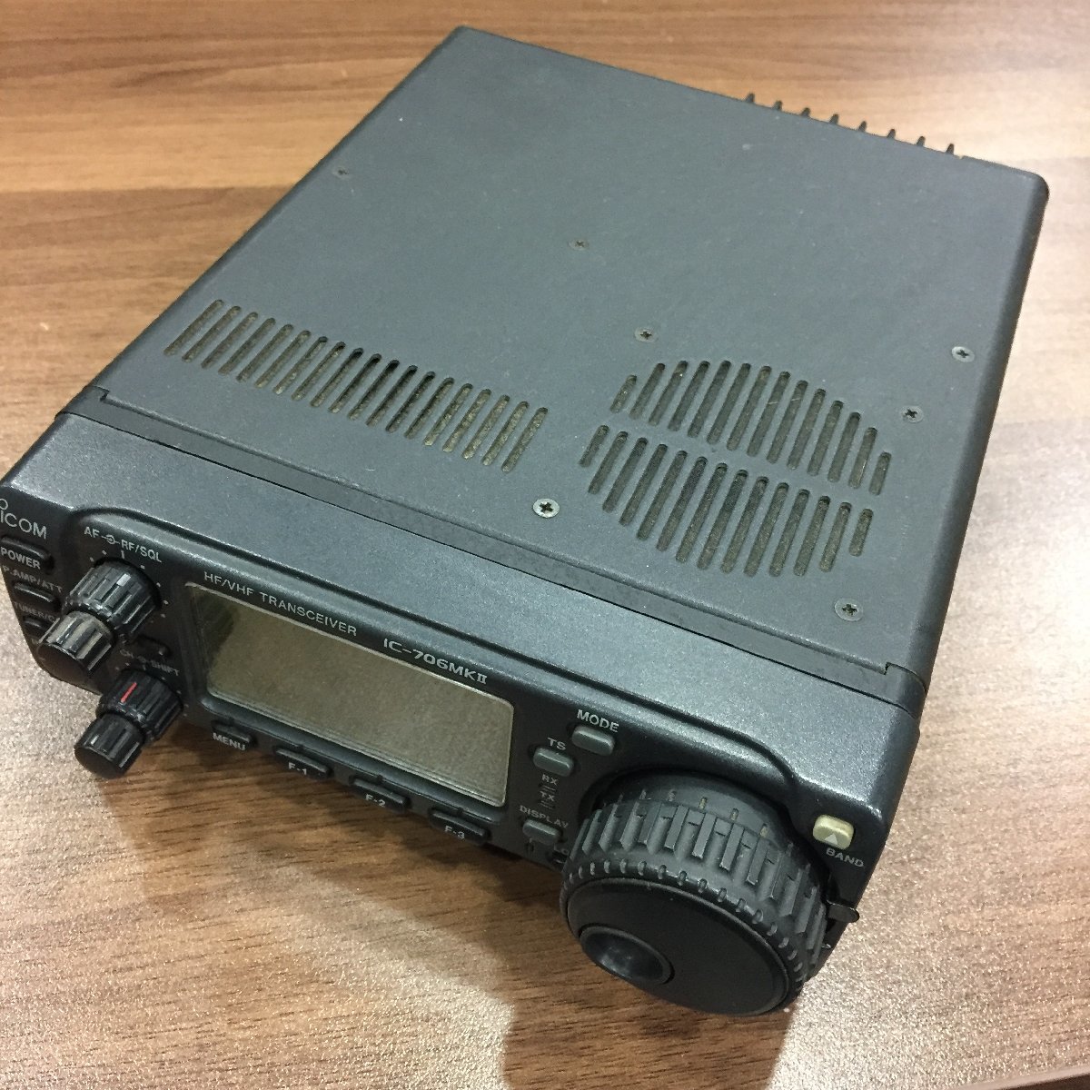 3031-60【 ICOM 】 アイコム IC-706MK2 無線機 アマチュア無線 室内 