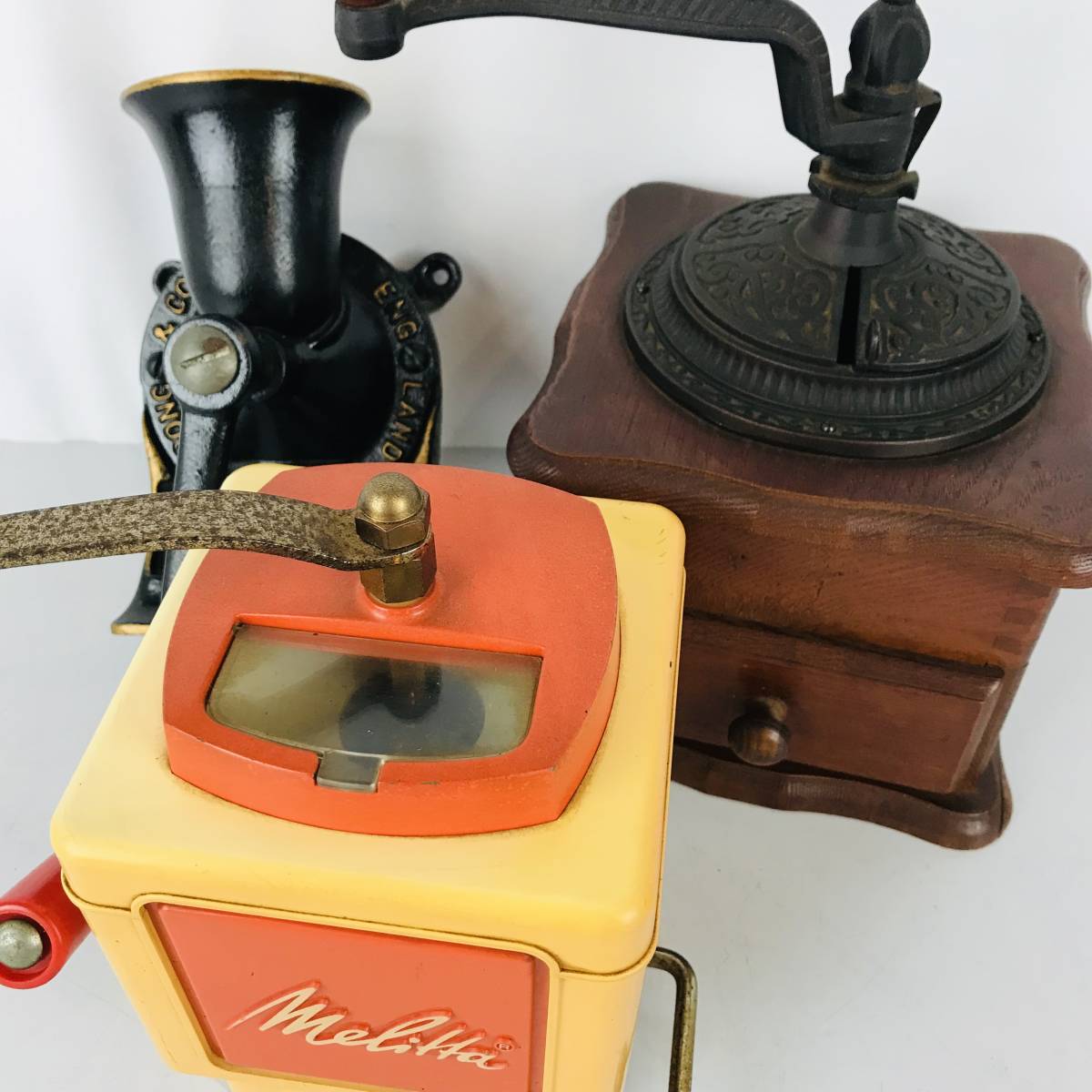 新作登場，本物保証 N9575 Melitta メリタ コーヒーミル 手動式 3台まとめ レトロ アンティーク コレクション 検A(手動式)｜売買されたオークション情報、yahooの商品情報をアーカイブ公開 - オークファン 手動式