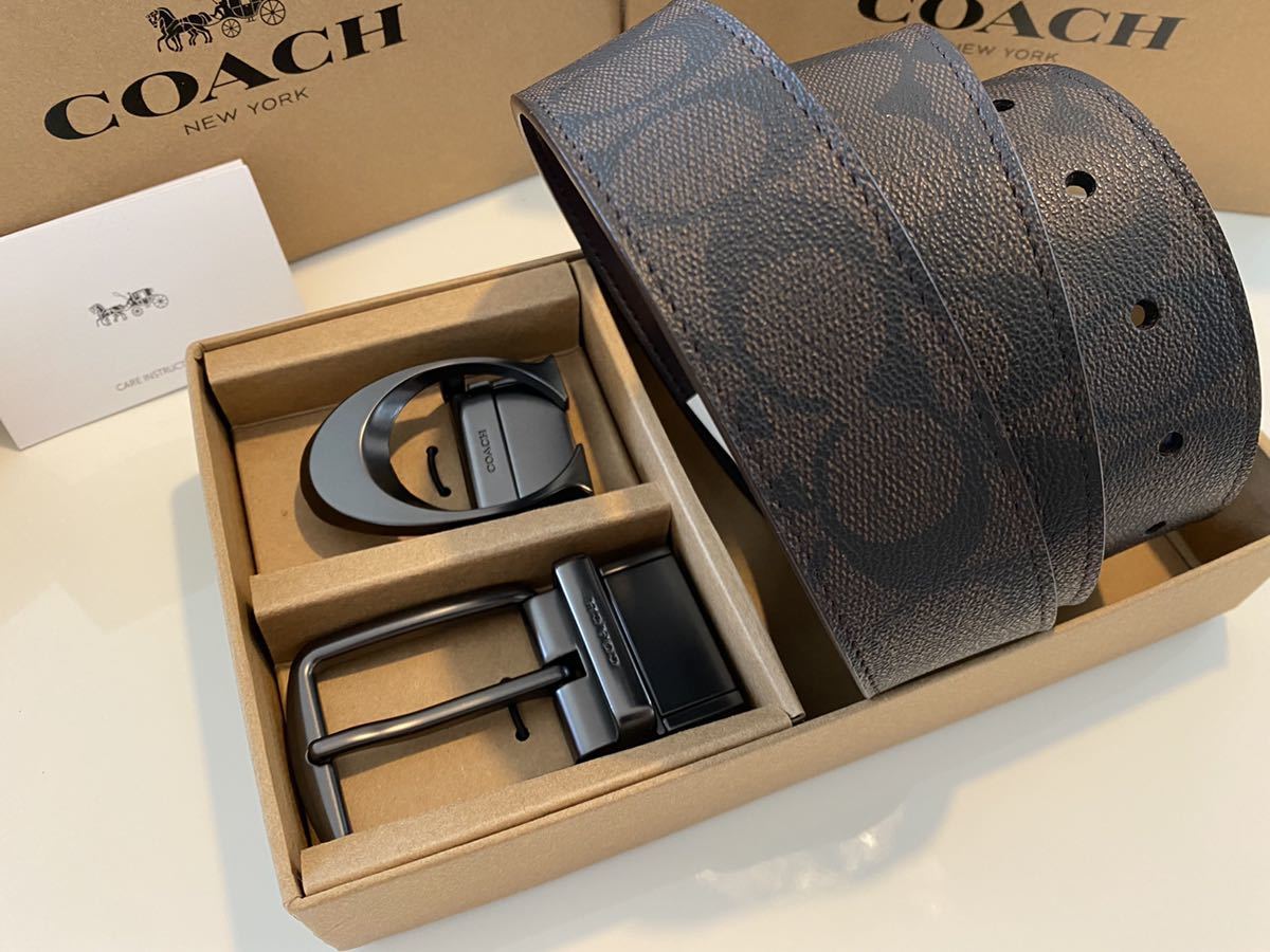 COACH コーチ　新品　リバーシブル　シグネチャー　ブラウン　フリーサイズ　メンズベルト