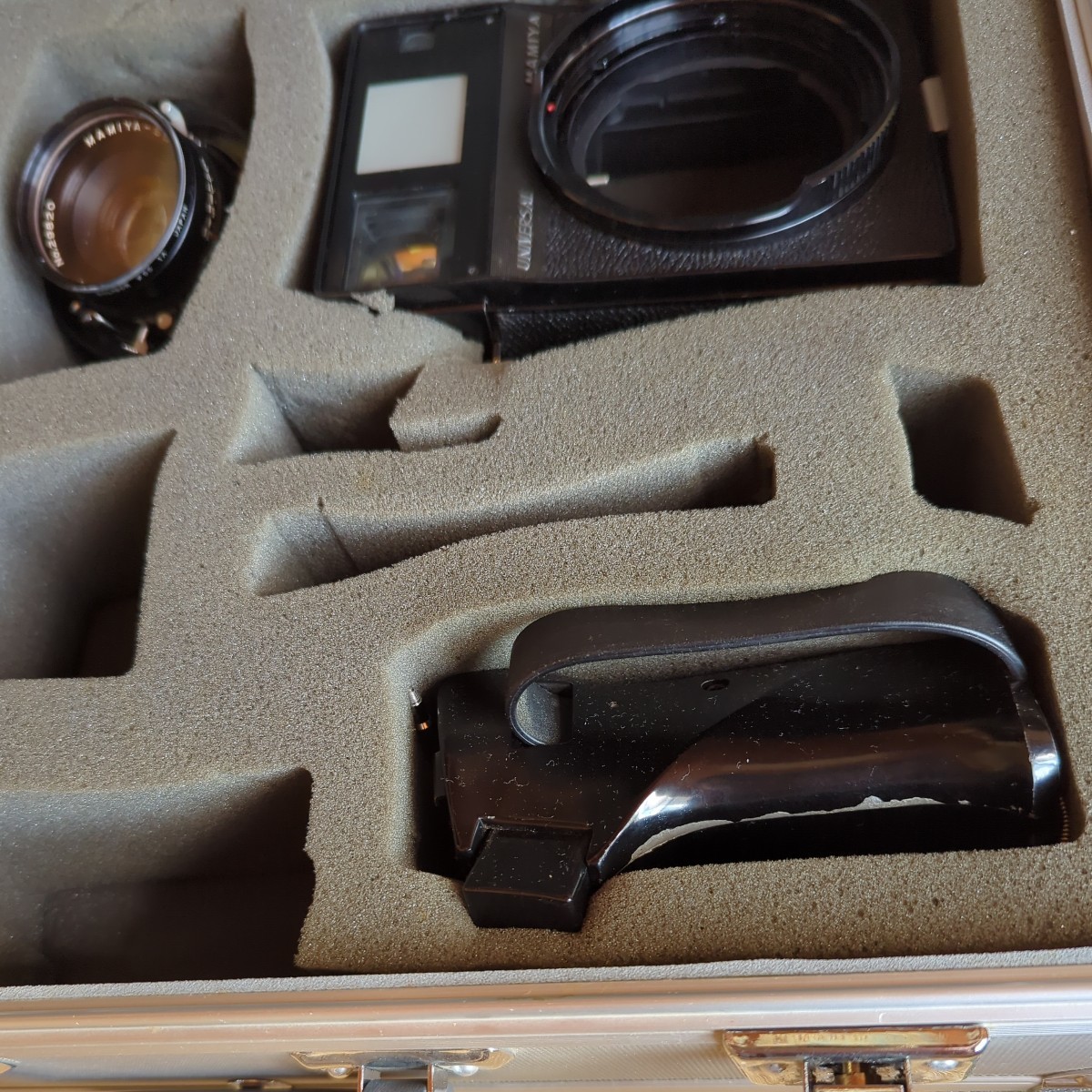 MAMIYA マミヤ universal prss 100mm ホルダー グリップ アルミケース