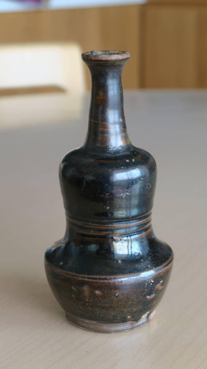 【沖縄古陶①】渡名喜瓶　検：琉球　涌田　壺屋　パナリ　嘉瓶　マカイ　能野焼