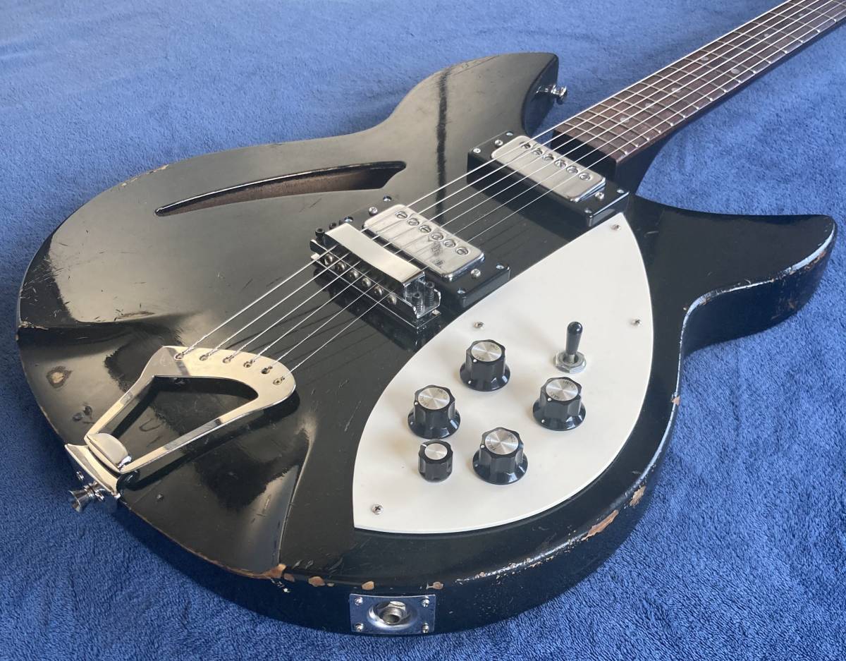 Rickenbacker Honey 0 - Copy SG-5 'Rickenbacker 330' Jetglow