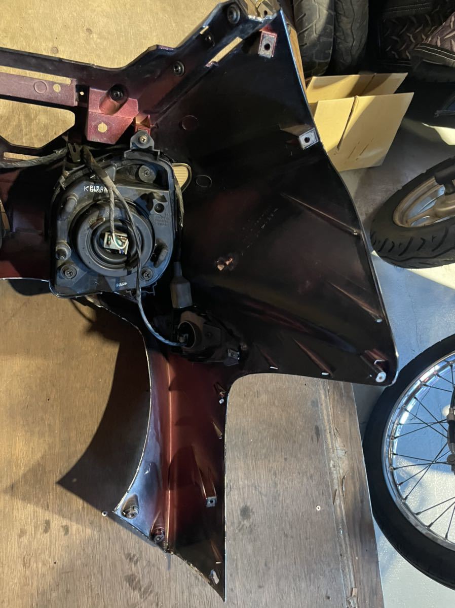 ホンダ フォルツァ250 MF06 フロントフェンダー アッパーカウル ヘッド