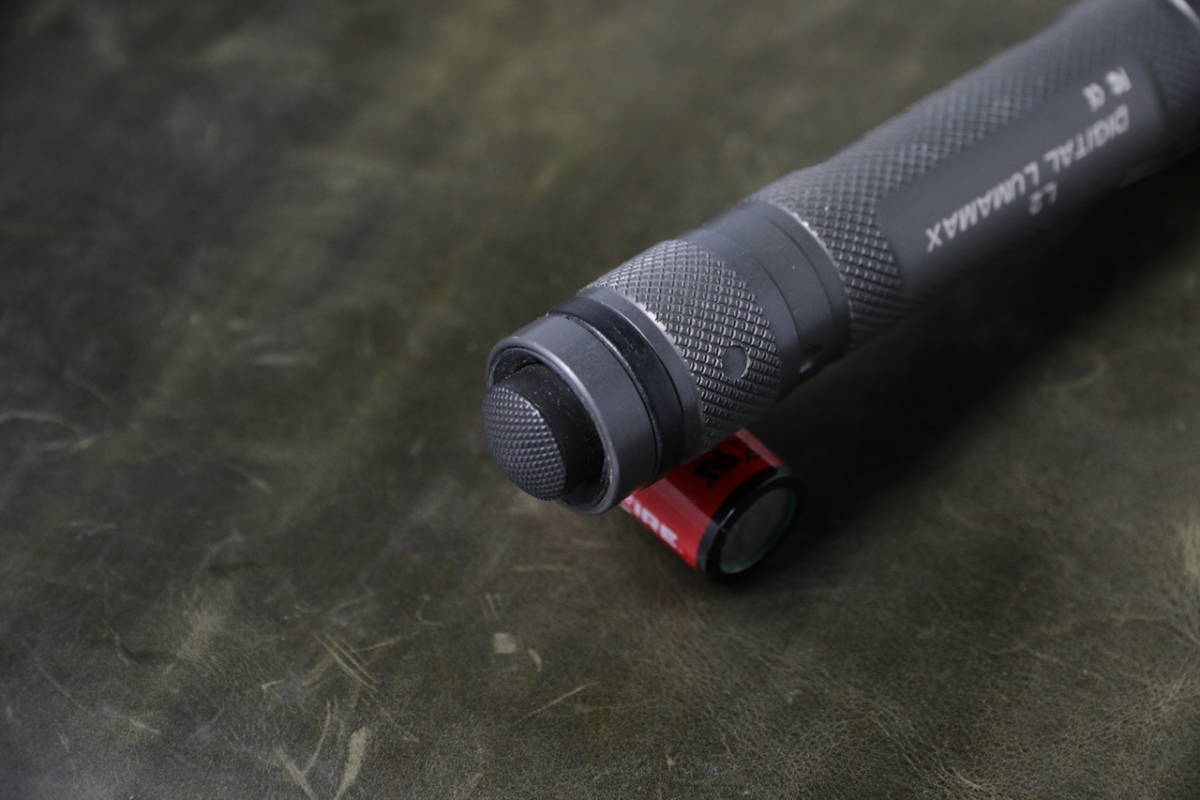 SUREFIRE L2 DIGITAL LUMAMAX フラッシュライト① 防災、防犯にも最適
