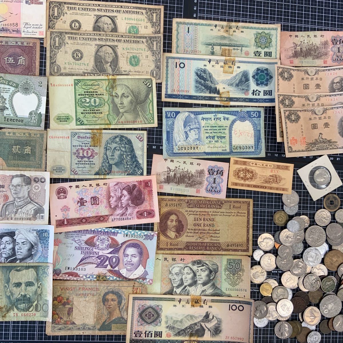 2j 外国貨幣 3-30 20～2ドル フィジー共和国 旧札・旧紙幣はいくらで売れる？古い紙幣の価値と買取価格、高く売る 2j 3-30 古銭 旧札  古紙幣 旧紙幣 海外硬貨 外国貨幣 外国コイン コレクション 日本銀行 切手 大量 まとめ売り