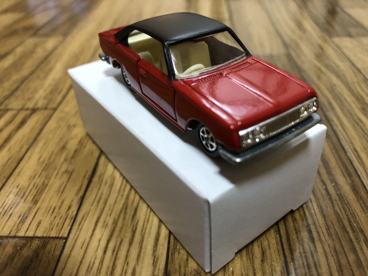 トミカ 黒箱 2 コロナマークⅡ1900ハードトップ 1E 指定色箱 日本製 トミカ
