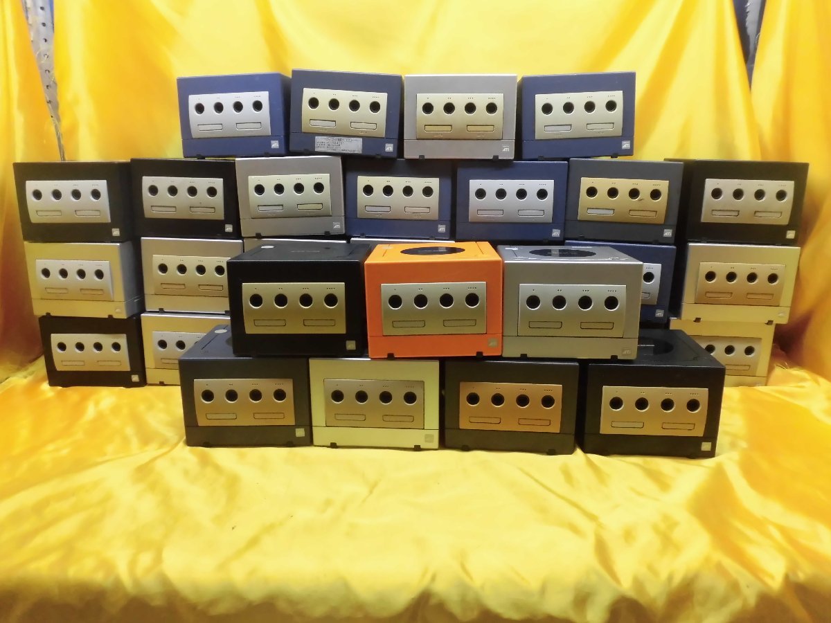 ジャンク 動作未確認 任天堂 ゲームキューブ GC 本体 32台 セット　　　K