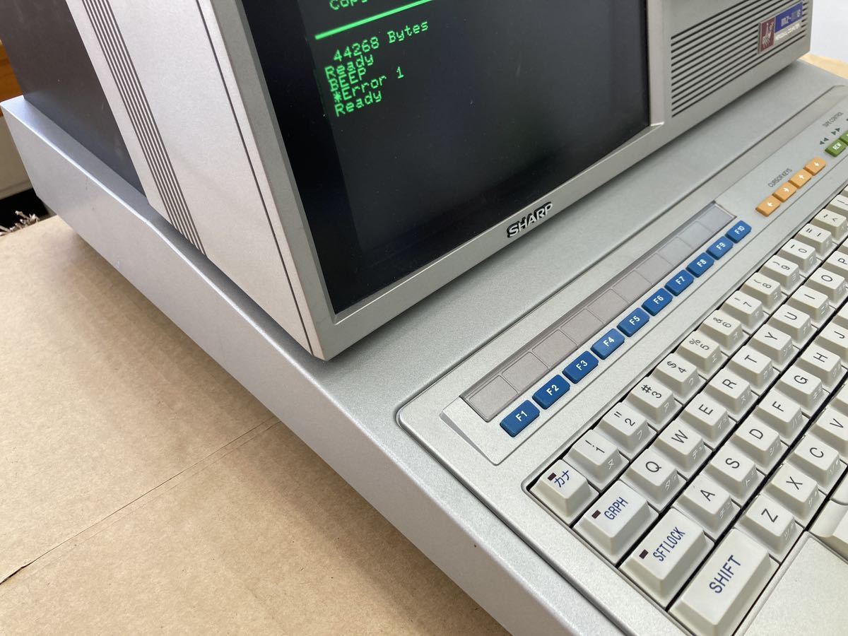 まき シャープ MZ-80B 動作確認 モニター基盤コンデンサー交換済み