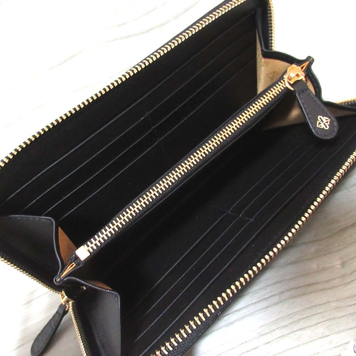 ⭐️未使用⭐️ エッティンガー EBONY エボニー クロココレクション 型