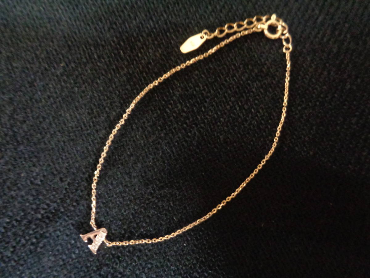 100円～【美品】K18 刻印 18金 イエローゴールド A ロゴモチーフ 