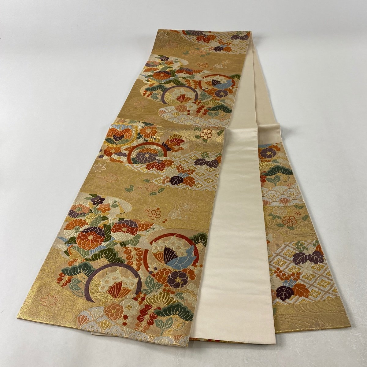 袋帯 袋帯 美品 秀品 六通 正絹 美品 秀品 蝶 草花 唐織