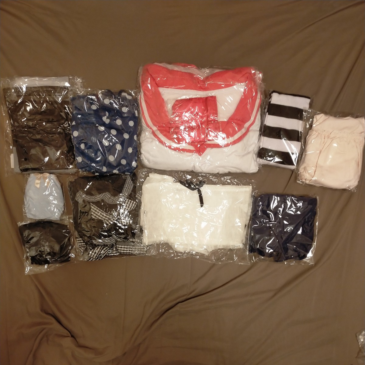 タマトイズ おとこの娘用コスチューム10点セット 新品、未開封品