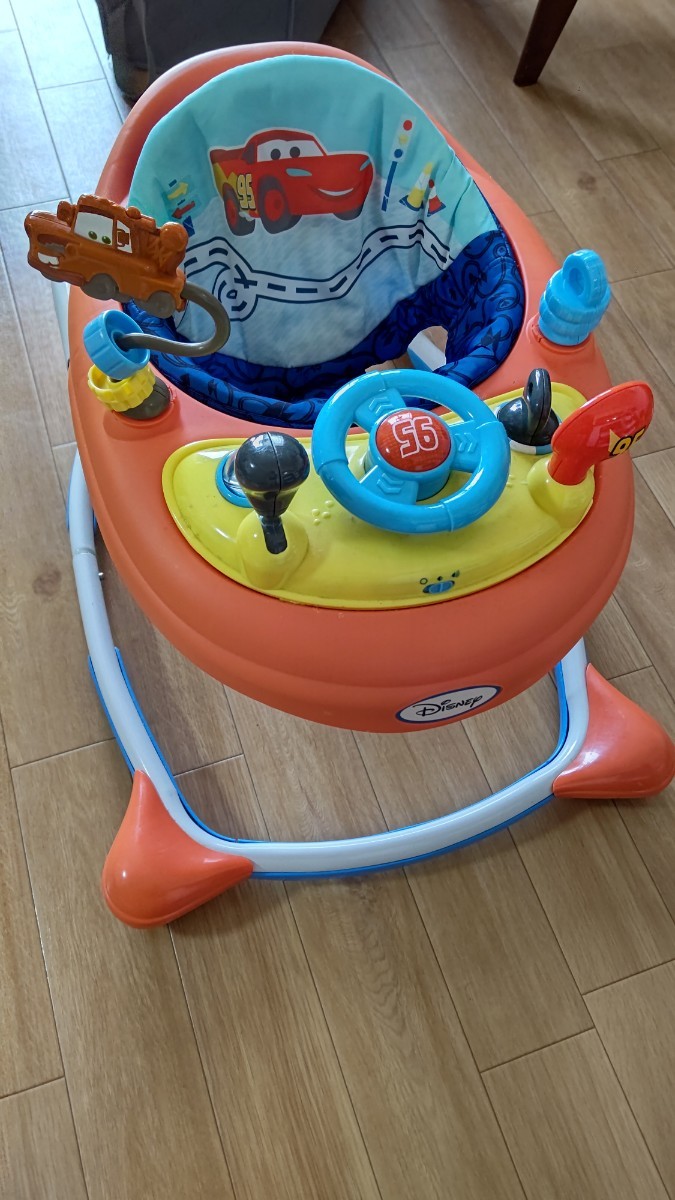 カーズ ディズニー ベビーチェアー 歩行器(歩行器)｜売買された 