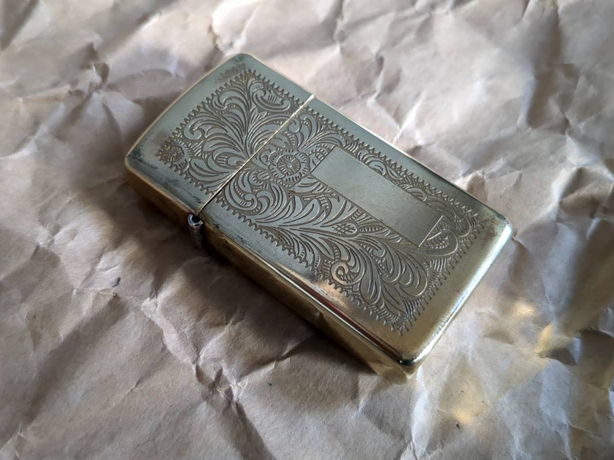 送料140～】zippo 2003年製 真鍮 唐草 /スリム型 コンパクト ゴールド 